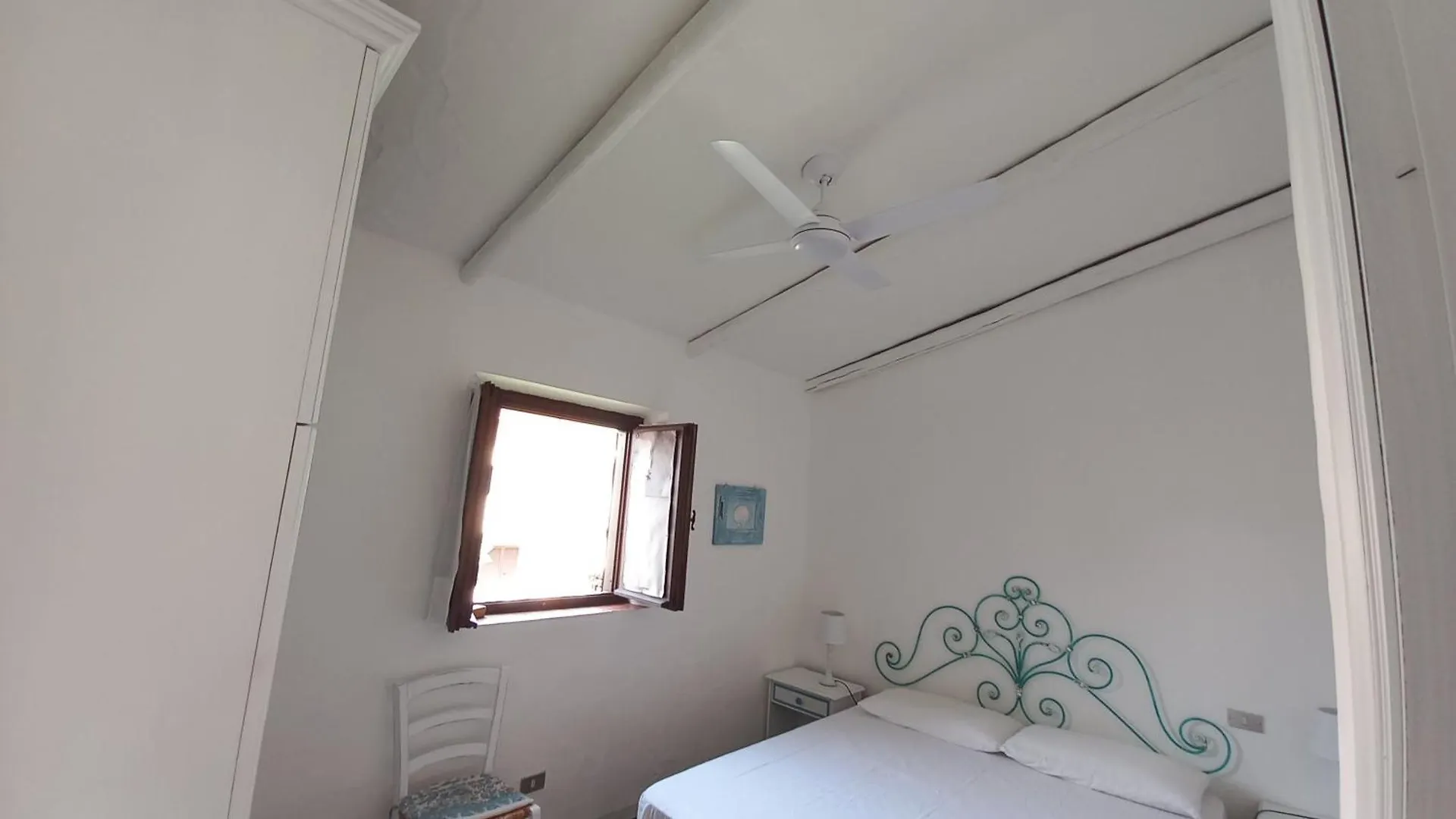 I Nuraghi Apartments Канниджионе