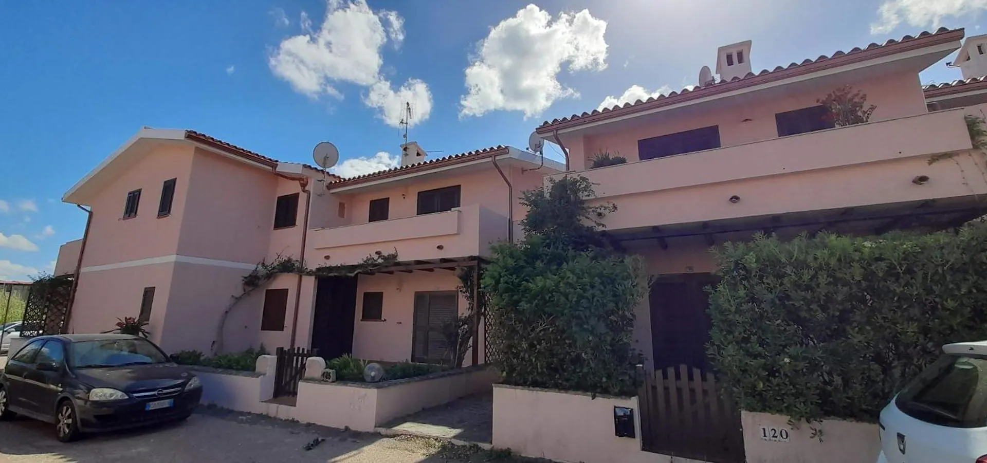 I Nuraghi Apartments Канниджионе
