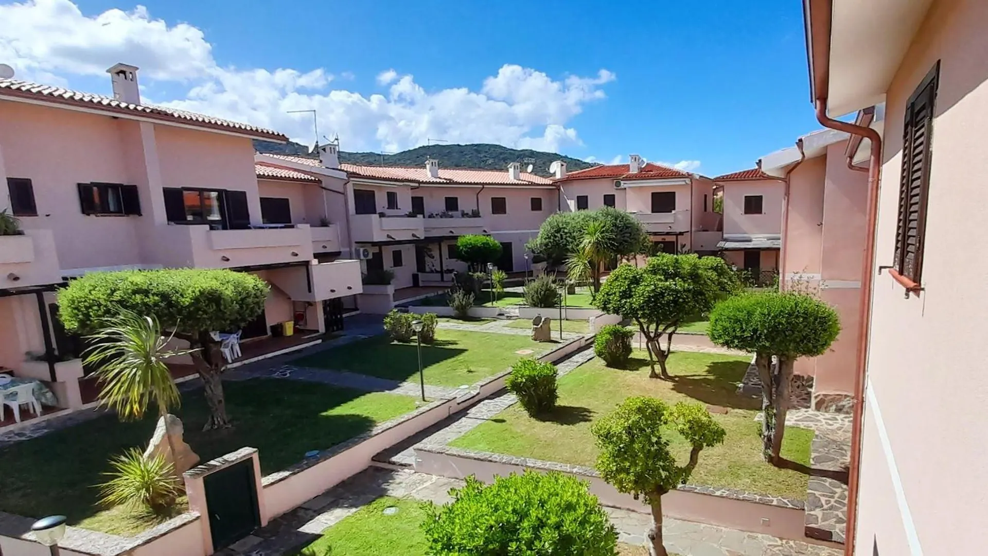 I Nuraghi Apartments Канниджионе