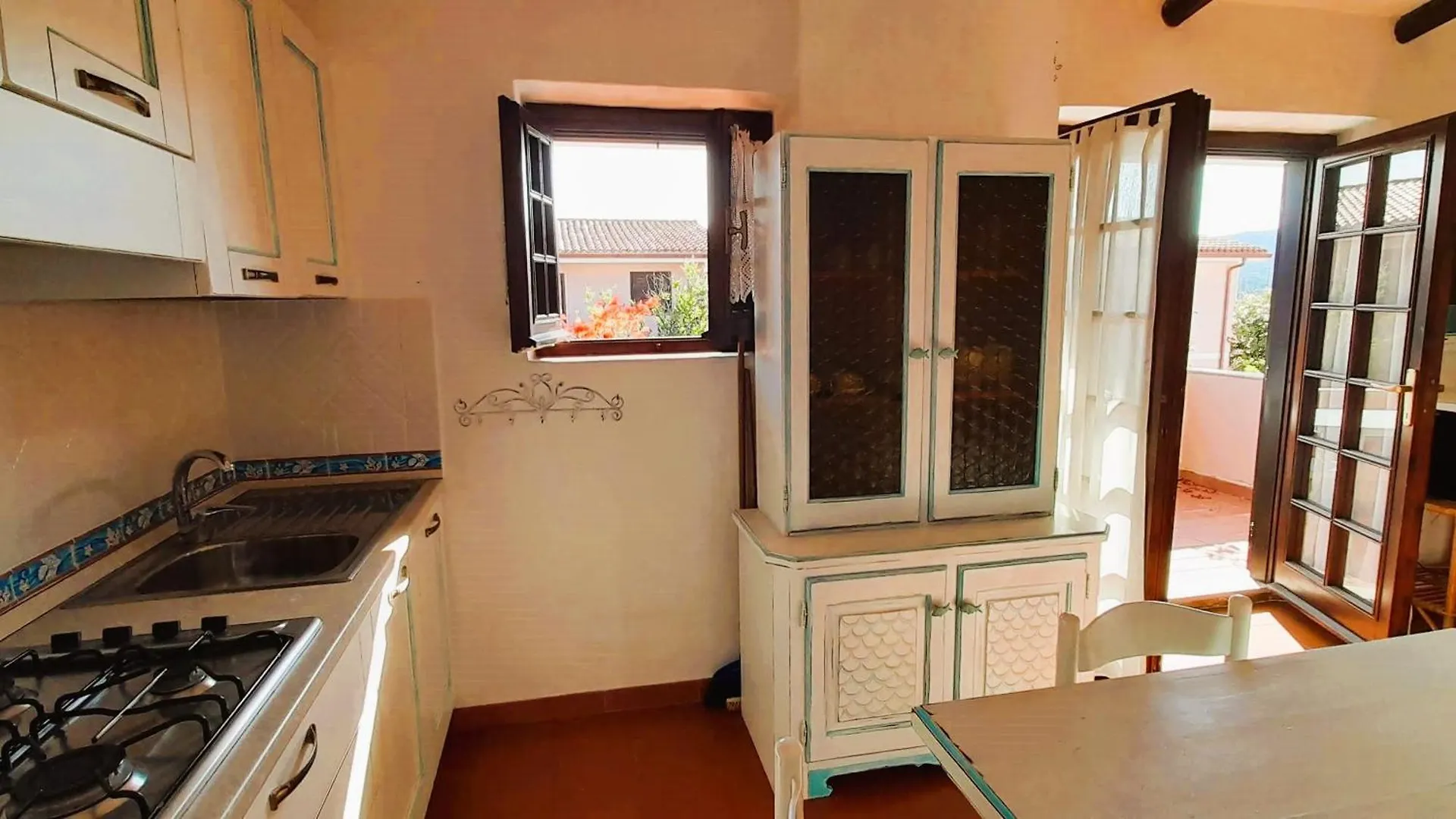 I Nuraghi Apartments Канниджионе