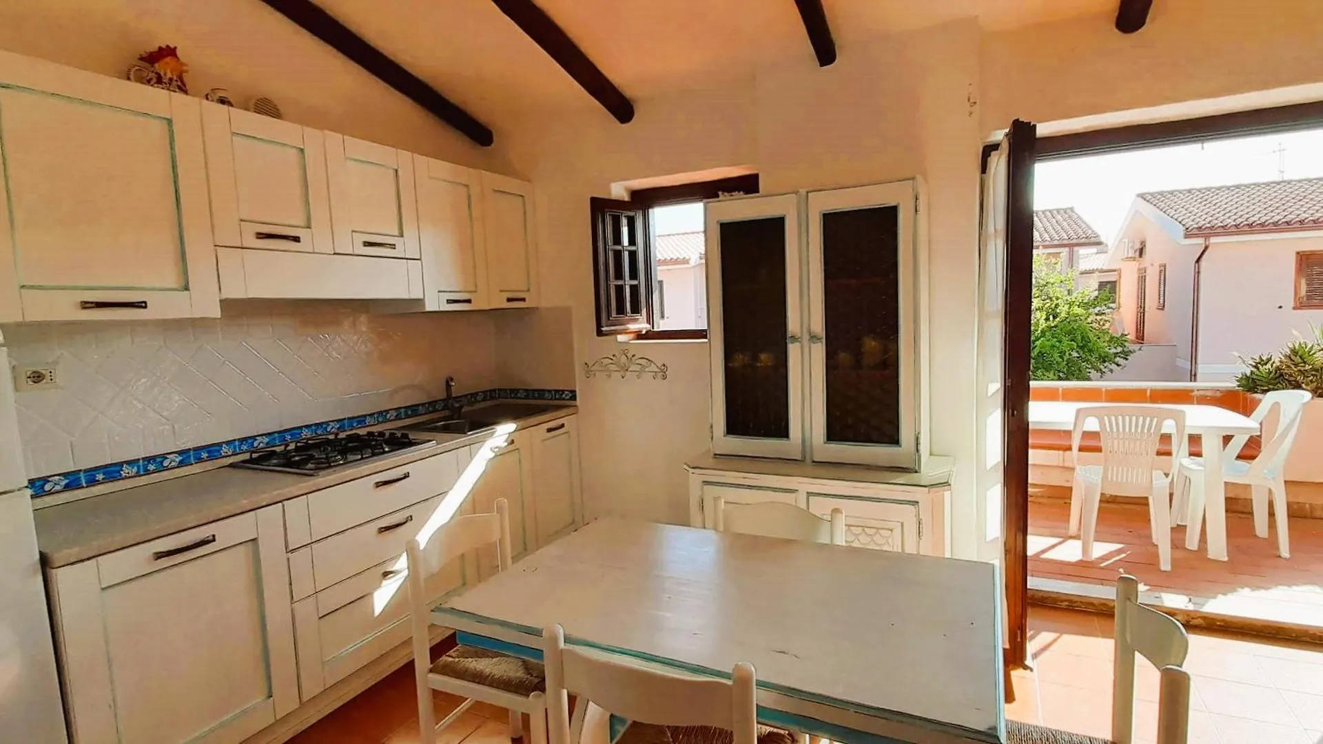 I Nuraghi Apartments Канниджионе
