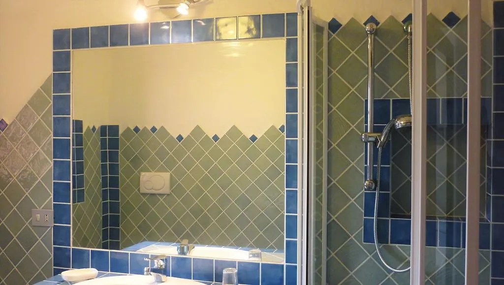 I Nuraghi Apartments Канниджионе 0*,